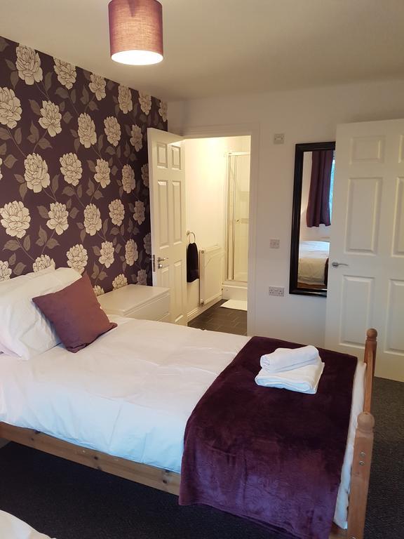 Bathgate Contractor And Business Apartment Екстер'єр фото