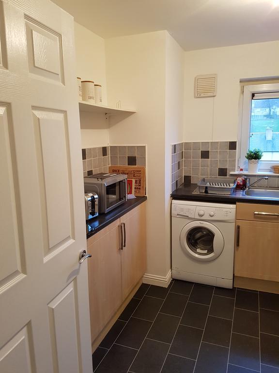 Bathgate Contractor And Business Apartment Екстер'єр фото